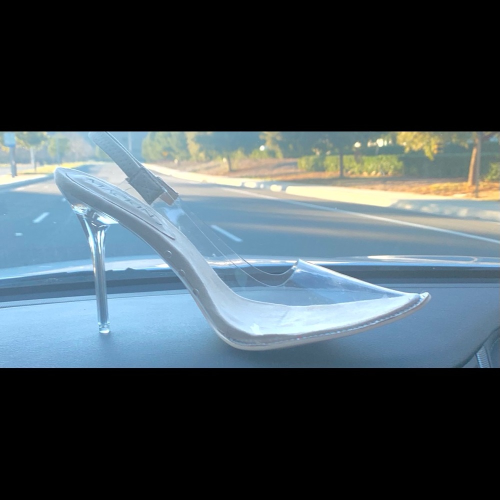 Mackin J clear sandal